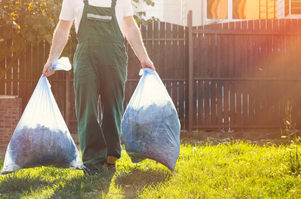Best Professional Junk Removal  in Lawrence, KS
