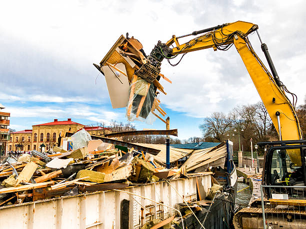 Best Trash Removal Near Me  in Lawrence, KS